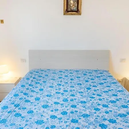 Trilocale Con Terrazzo A - S281 *